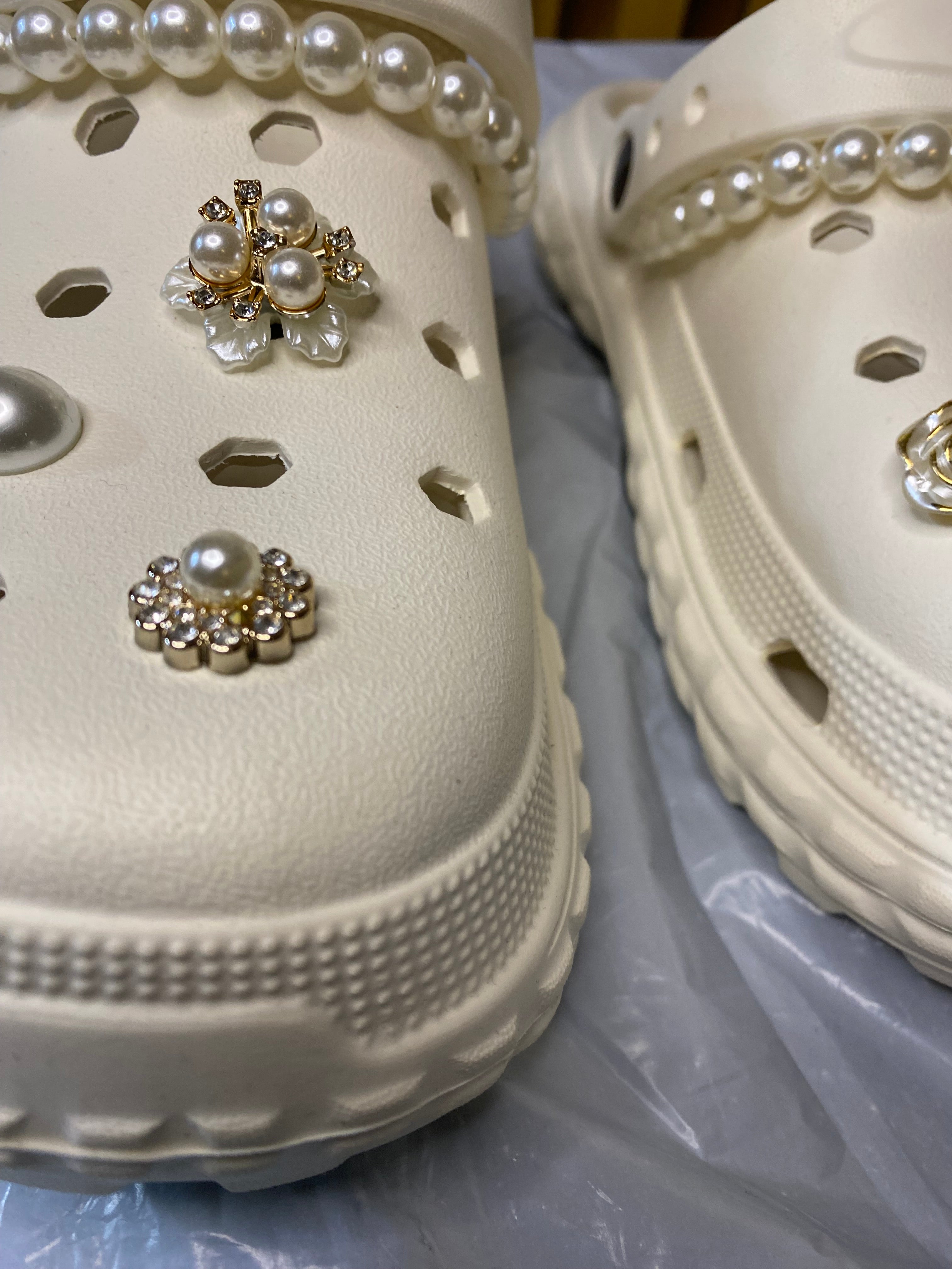 Pack de Pin's Bling avec chaussures Beige